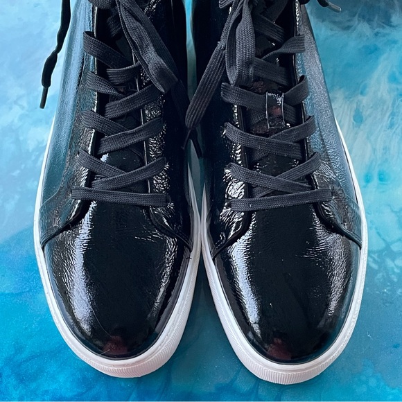 Kenneth Cole NY(W9.5)Black Leather Mid-Top Platform Sneaker/Shoes - Picture 3 of 16